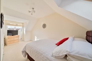 Photo 16- click for photo gallery